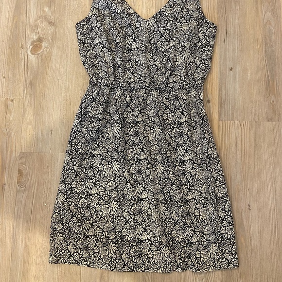 Loft Black and White Floral Dress - Picture 4 of 5